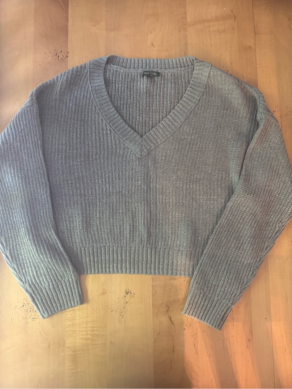 wild fable Heather Gray V-Neck Cropped Sweater